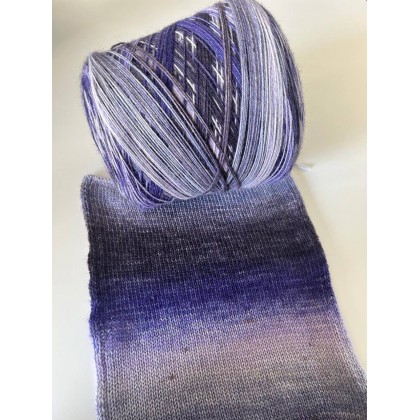   75%  меринос  25% Ра  арт. Calzetteria    4/16, 400 м/100г   градиент в фиолетовых  тонах